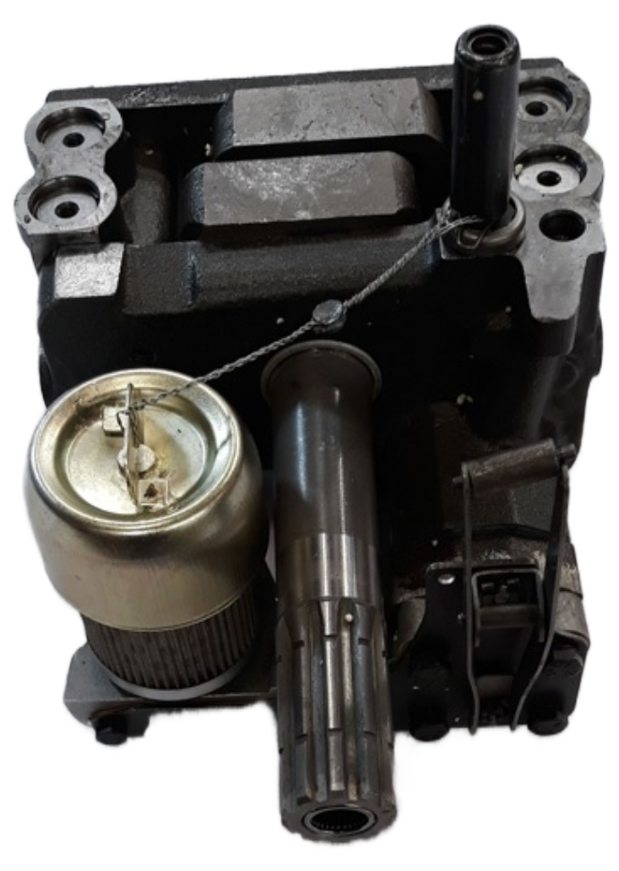 1684582M92- Hydraulic pump